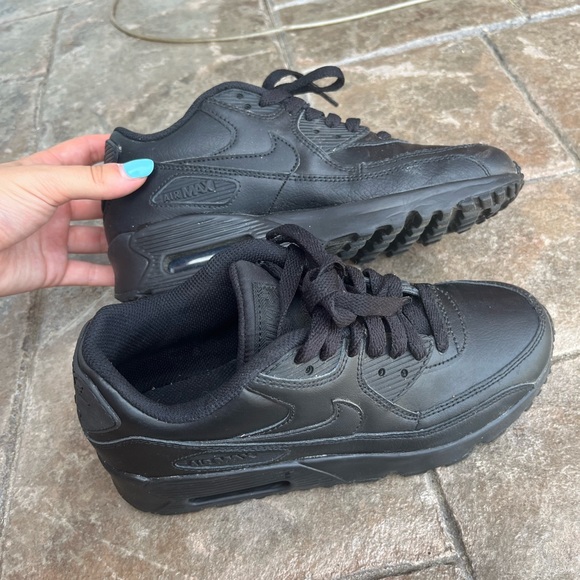 Nike AirMax 90 - Picture 2 of 4